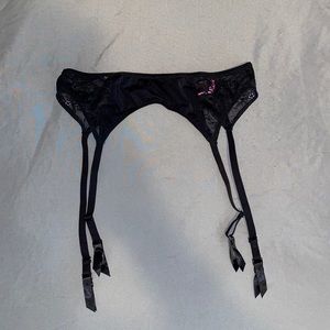 La senza garter belt 🦶